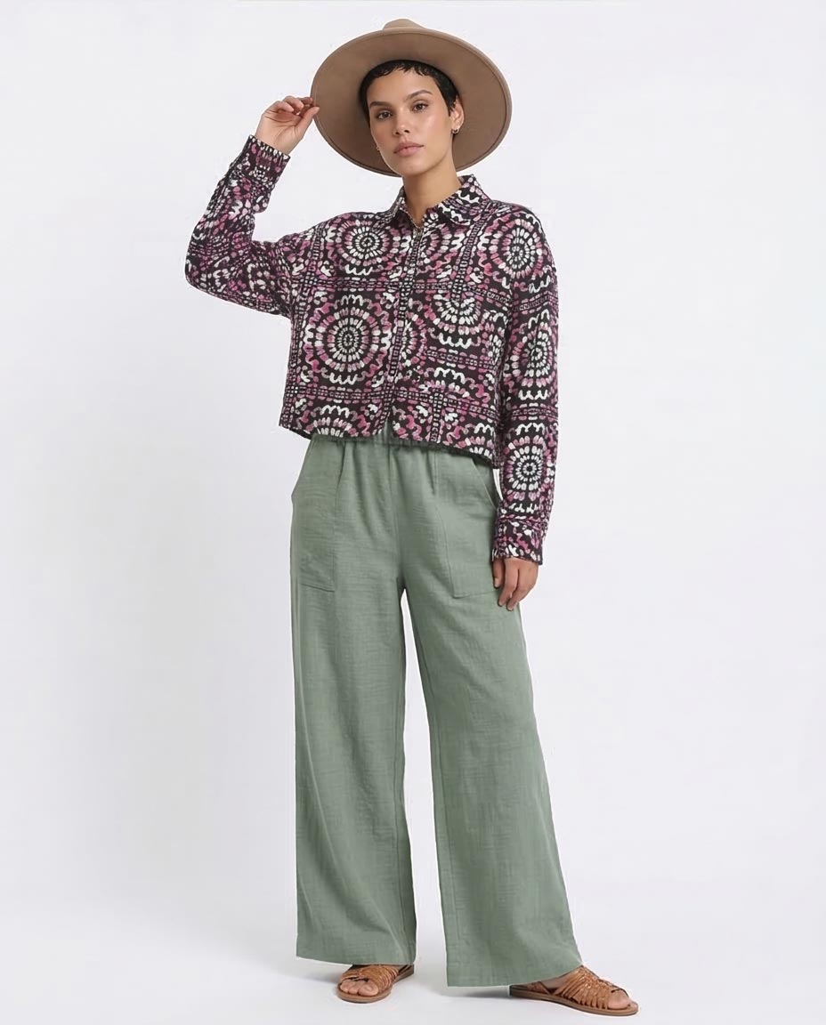 Ravin Women’s Mandala Print Cropped Boxy Shirt - Fuchsia & Black - R206503