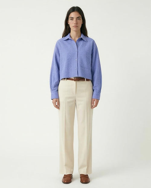 Ravin Textured Jacquard Cropped Shirt – Cornflower Blue - R206565