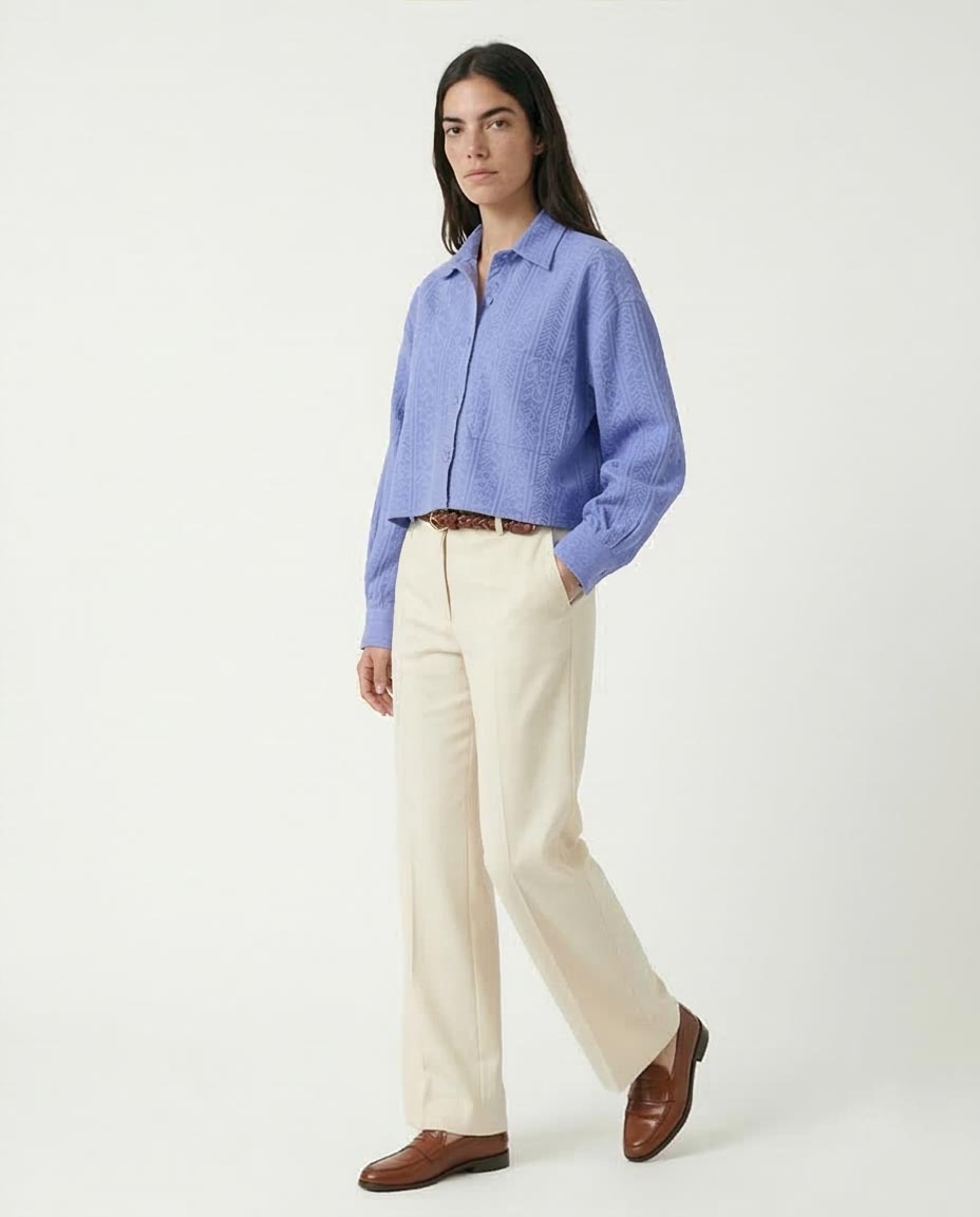 Ravin Textured Jacquard Cropped Shirt – Cornflower Blue - R206565