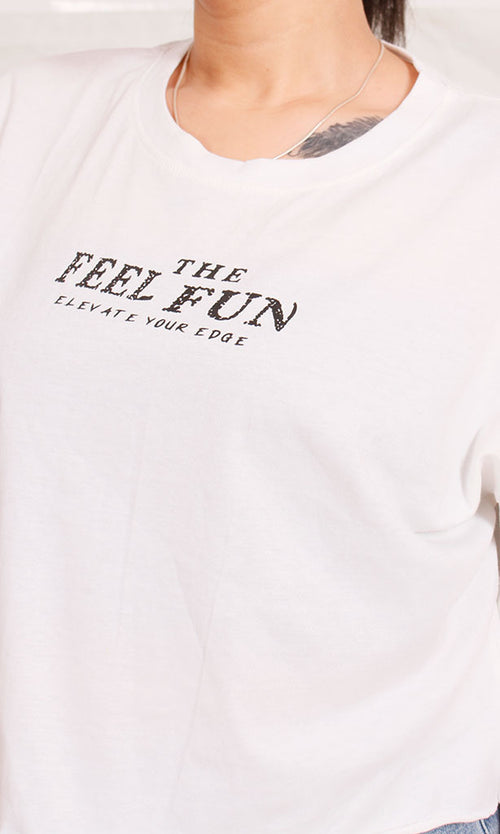 R206583 - Graphic Printed Cropped T-Shirt - White