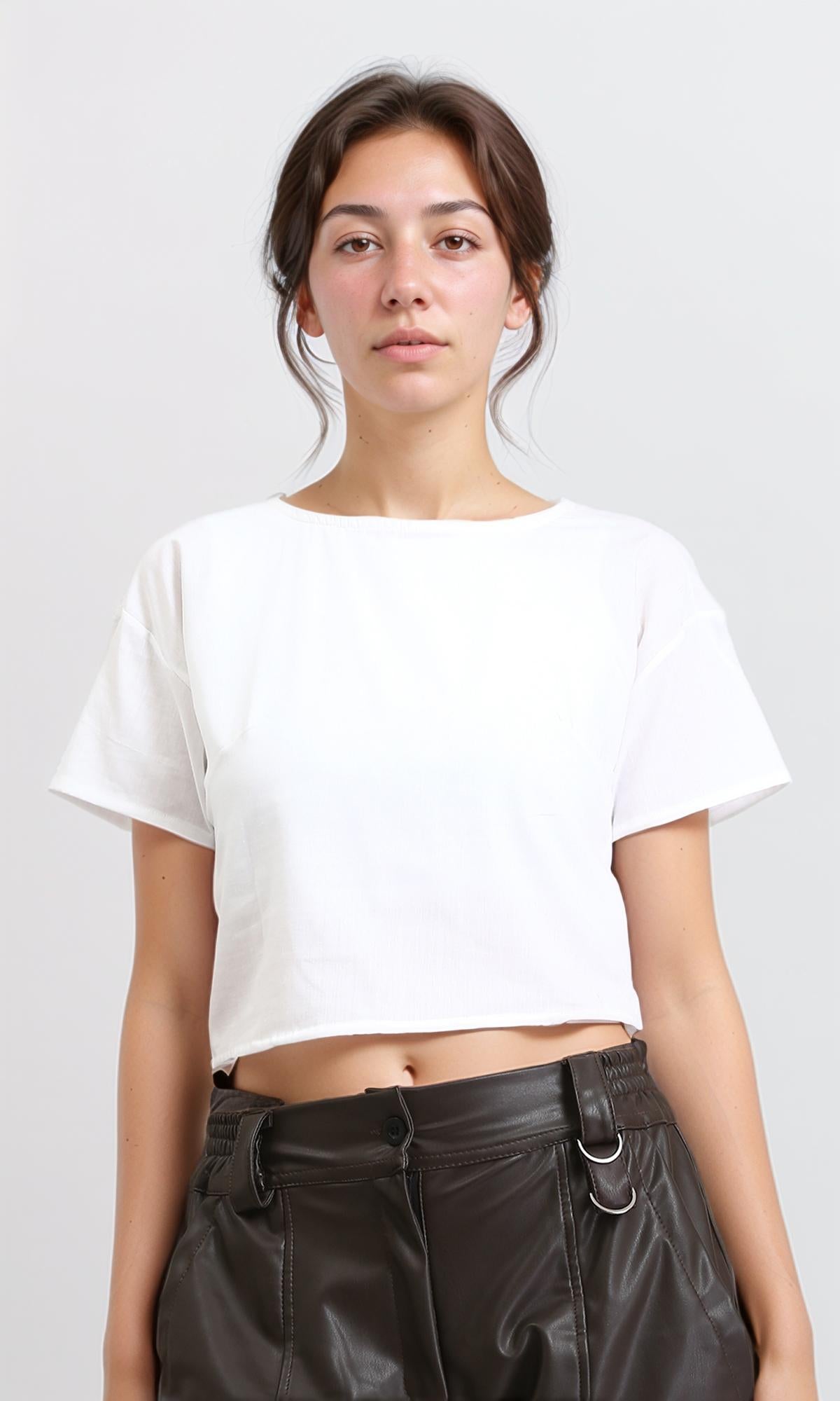 Short Sleeves Boat Neck Solid Blouse - White