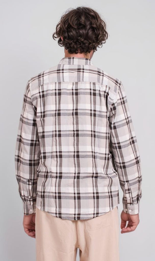 R207323 - Checked Button-Up Shirt - White & Black