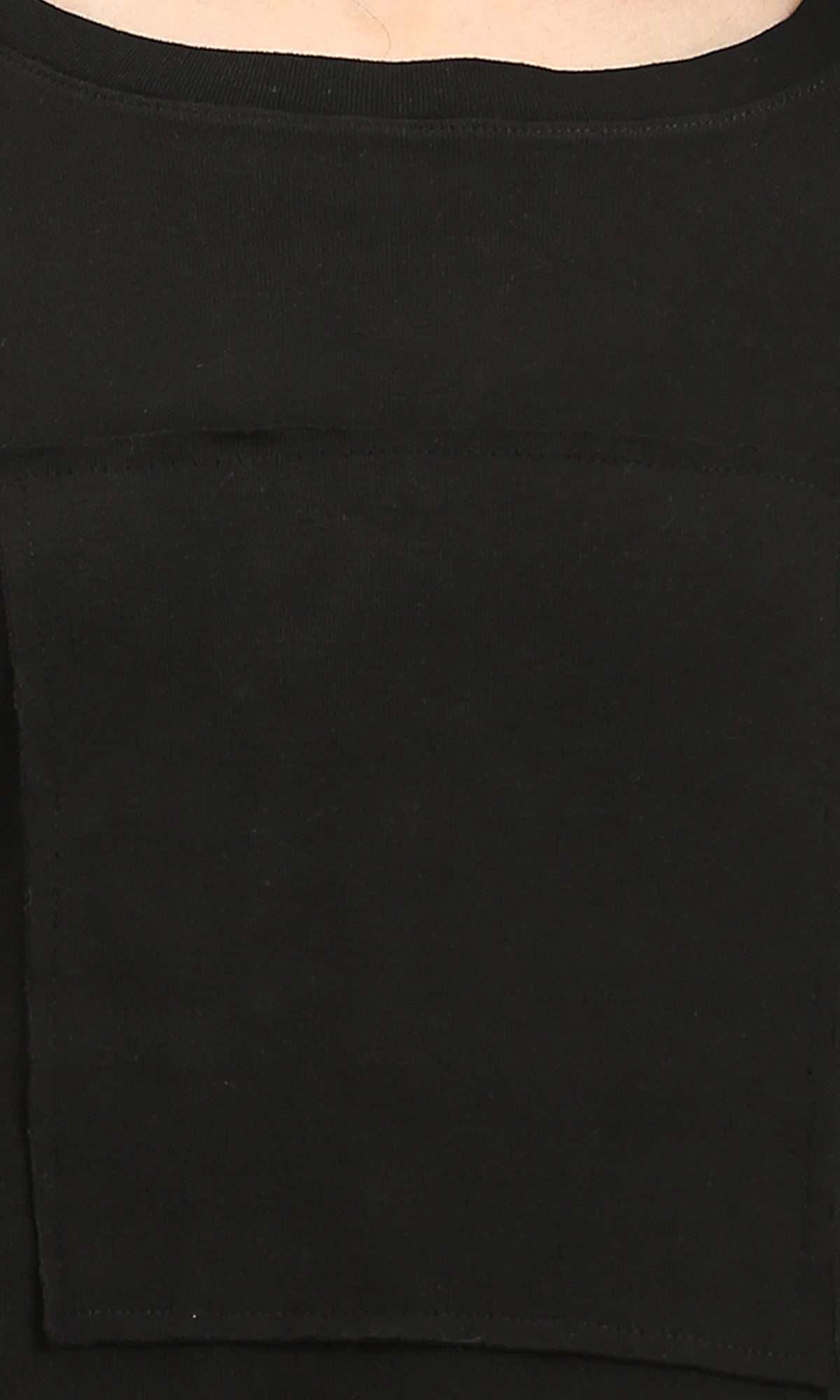 R207471 - Cotton Tee with Front Patch - Black