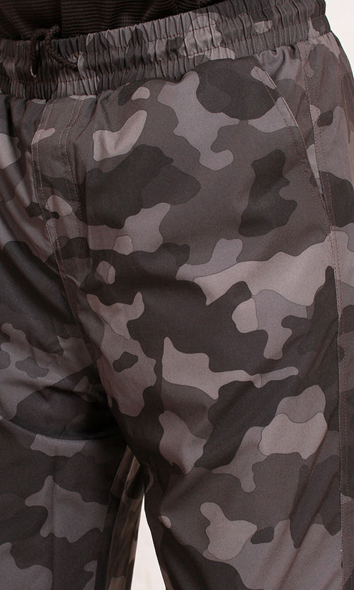 R207498 - Camo-Printed Bengaline Cargo Pants - Black