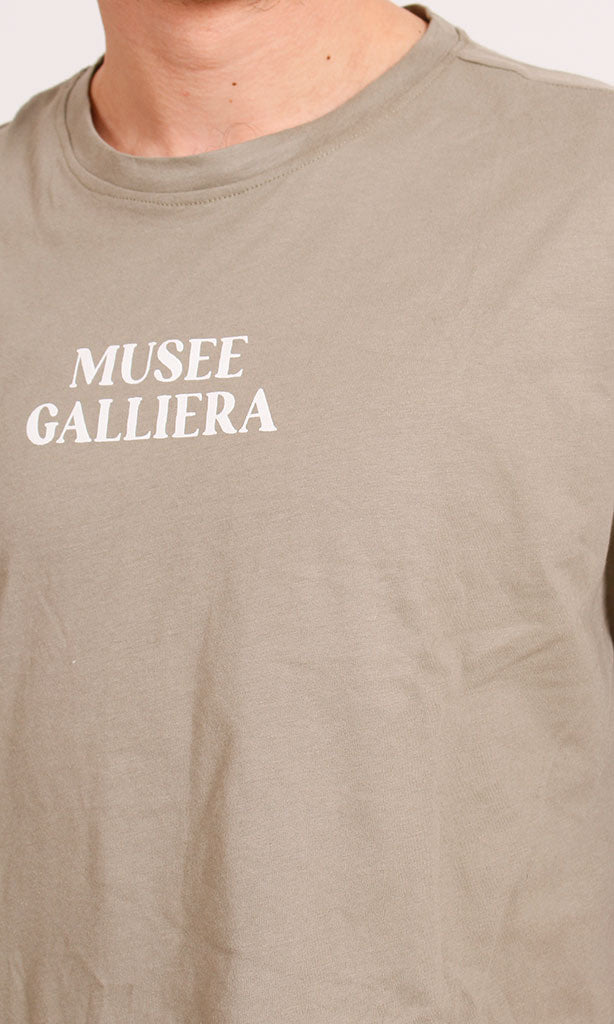 R207691 - Picasso Graphic T-Shirt - Beige