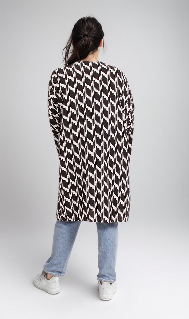 R207949 - Crepe Chiffon Printed Kimono - Black & White Geometric