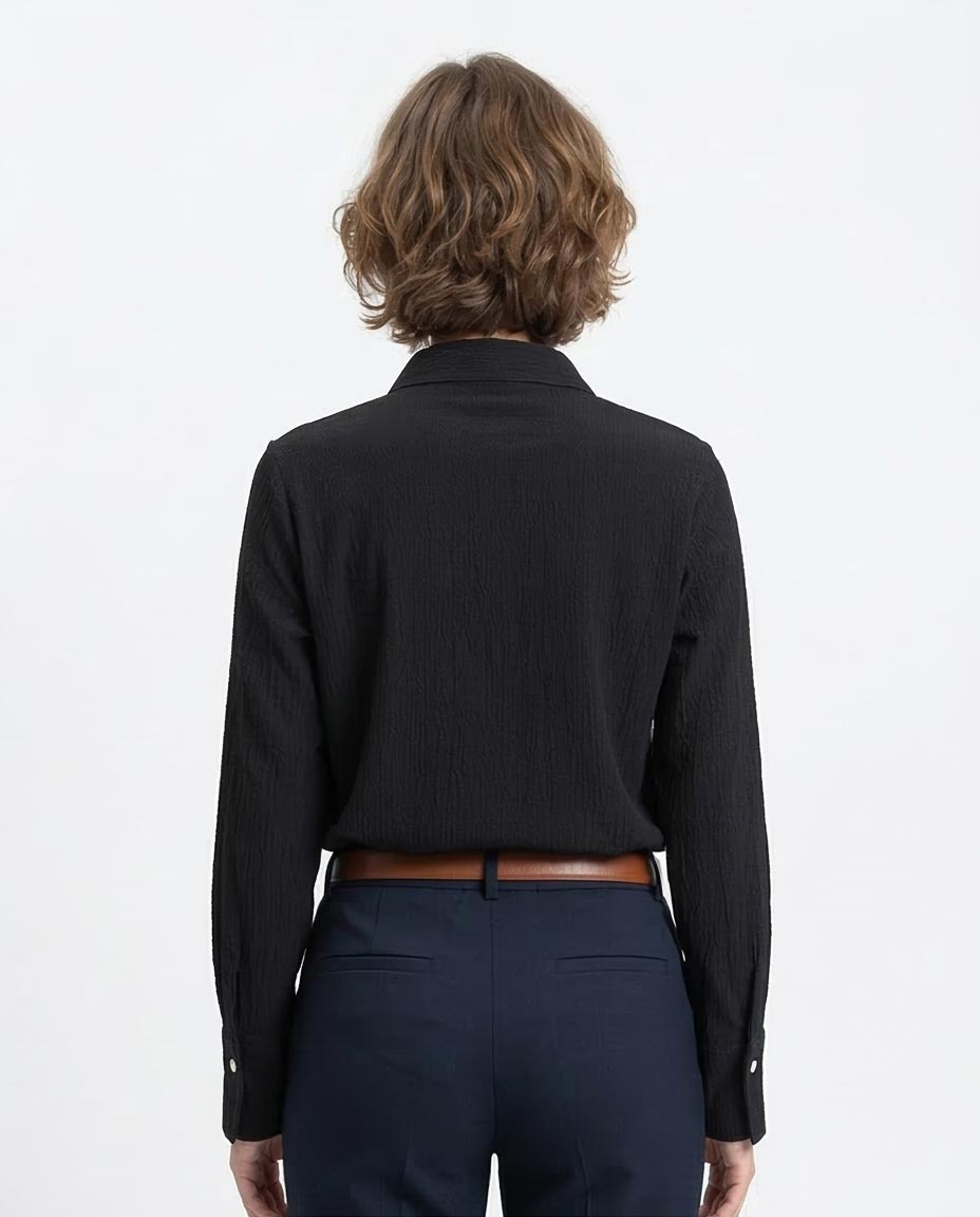 Ravin Women’s Crinkle-Textured Button-Down Shirt – Black - R208127