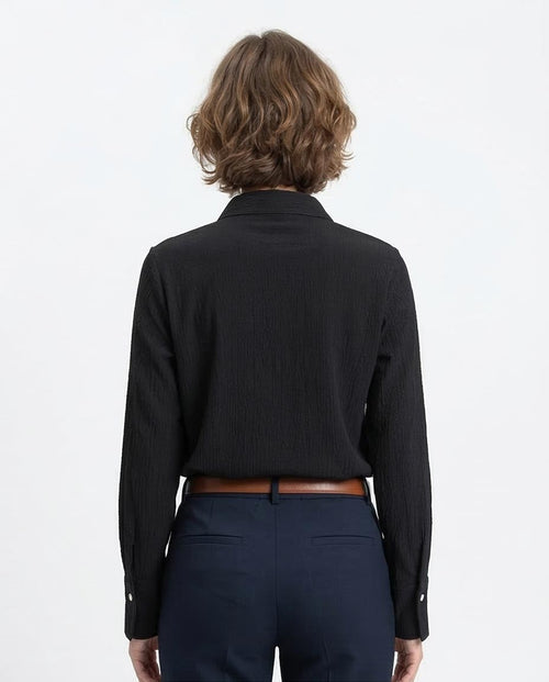 Ravin Women’s Crinkle-Textured Button-Down Shirt – Black - R208127