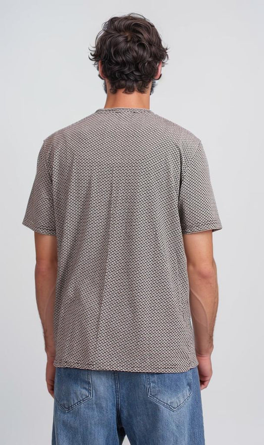 R208449 - Jacquard Patterned T-Shirt - Brown