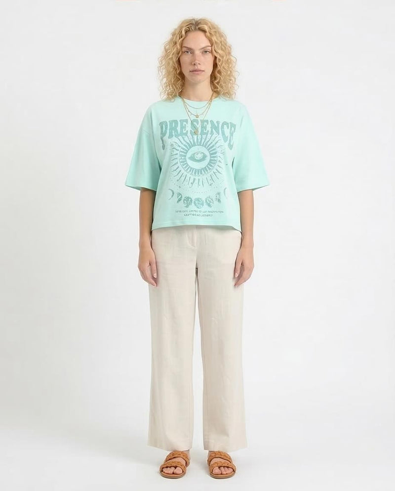 Ravin Women’s "Presence" Celestial Graphic Oversized T-Shirt – Mint Aqua - R208506
