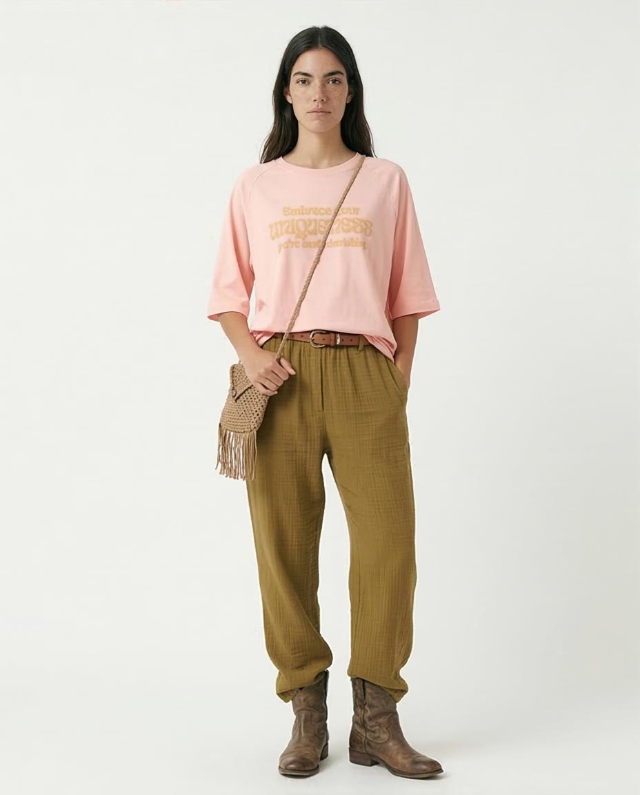 Ravin Oversized Graphic Tee – "Embrace Your Uniqueness" - Simon - R208518