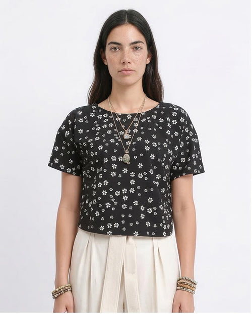 Ravin Women’s Floral Print Relaxed Crop Top - Black & White - R208775