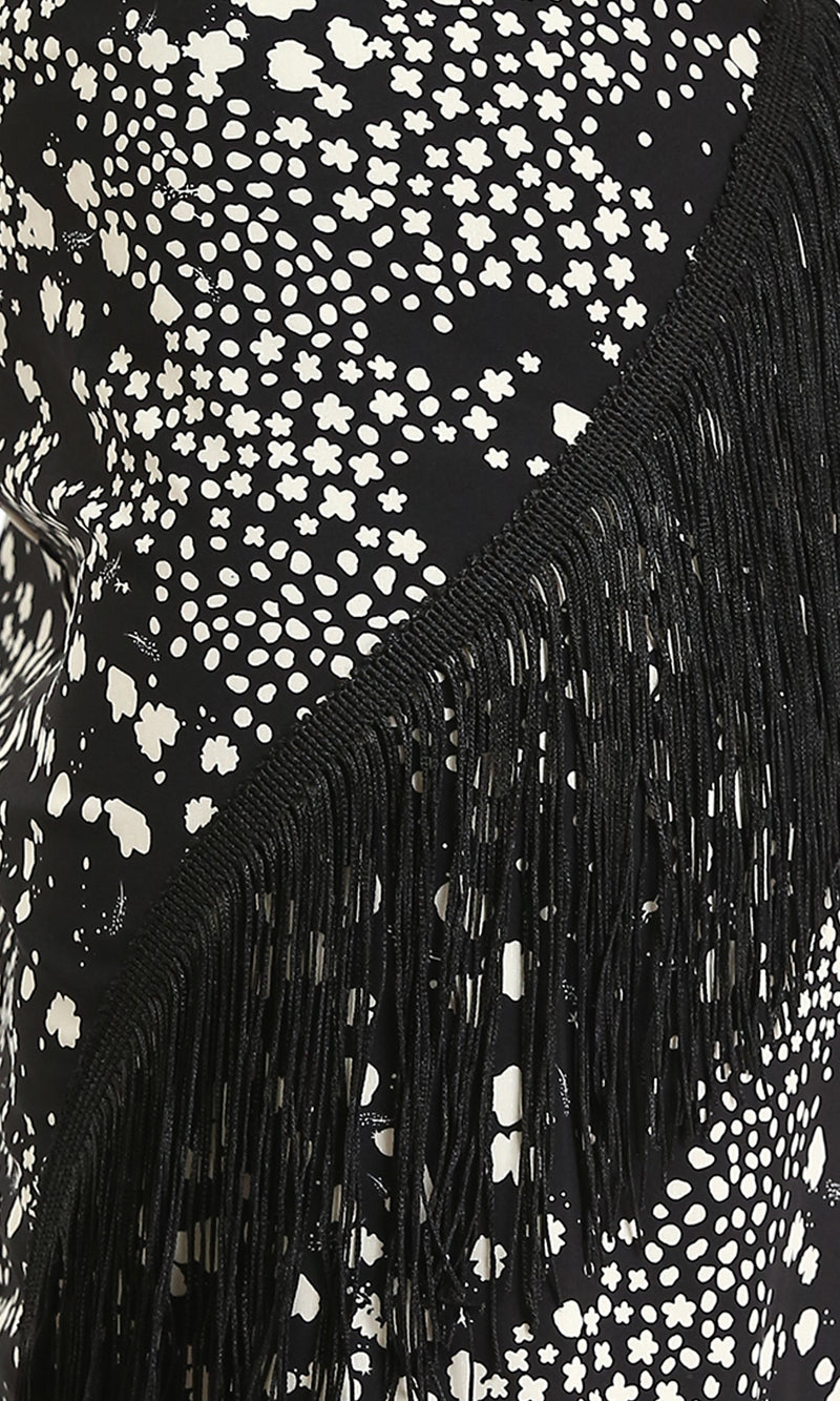 R208781 - Patterned Zipped Short Skirt with Fringes - Black & White