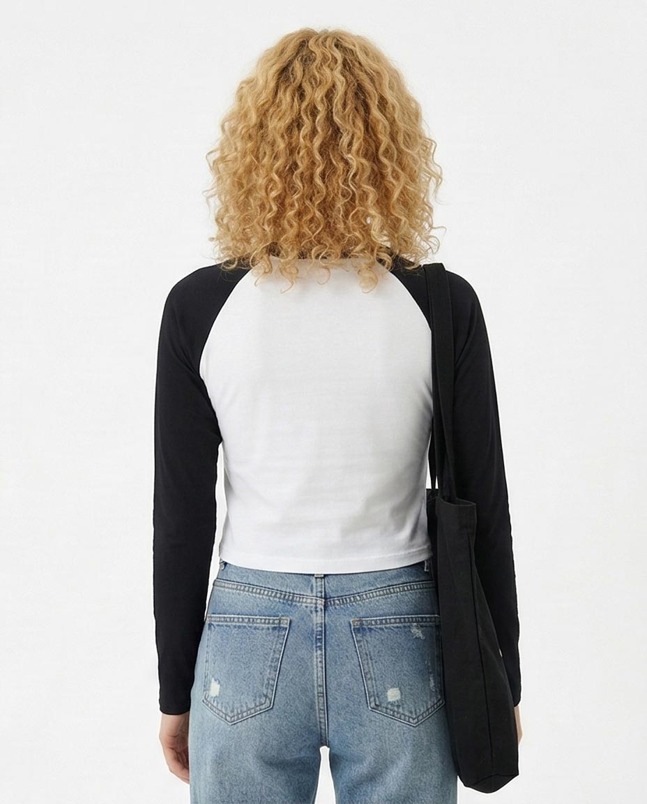 Product Title: Ravin Women's NYC Leisure Graphic Raglan Long Sleeve T-Shirt - Black/White - R209126