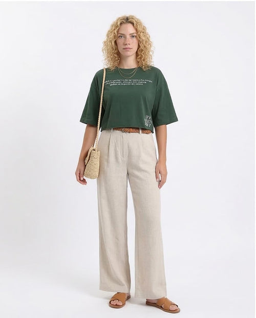 Ravin "Hope Lights The Way" Cropped Graphic Tee – Forest Green - R209145