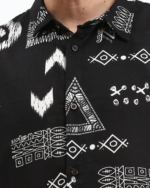 Ravin Men’s Tribal Woodblock Print Camp Collar Shirt – Black & White - R209205
