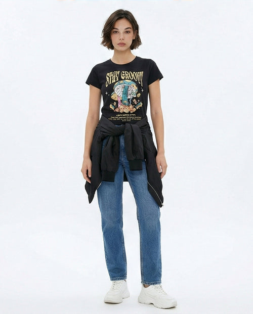 R209230 - "Stay Groovy" Printed Regular Tee - Black