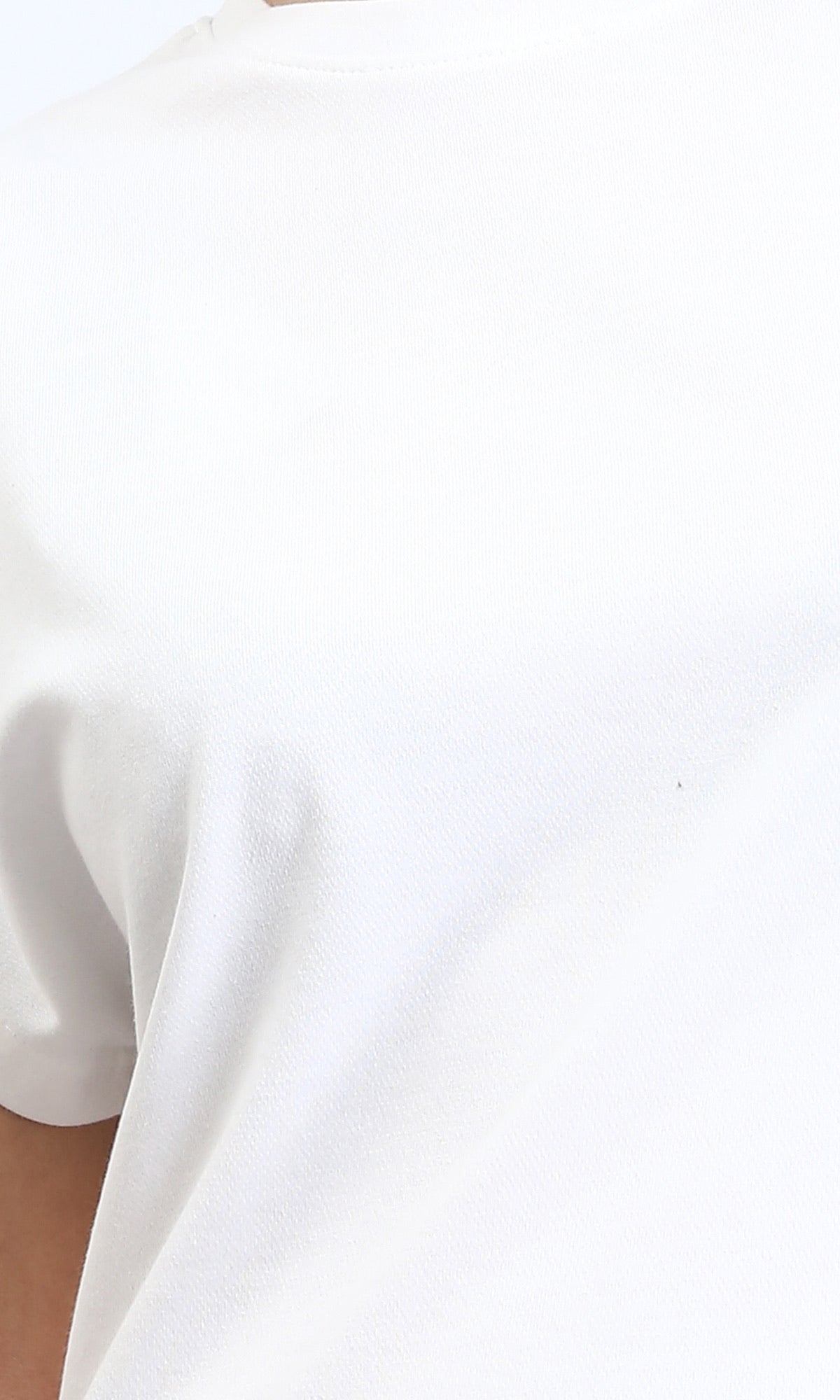 R209257 - Round Neck Cap Sleeves Solid Blouse - White