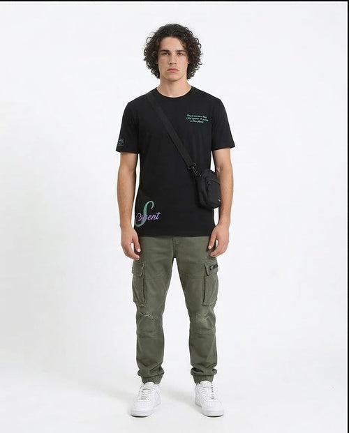 Ravin Serpent Graphic Print 100% Cotton Crewneck T-Shirt – Black - R209373