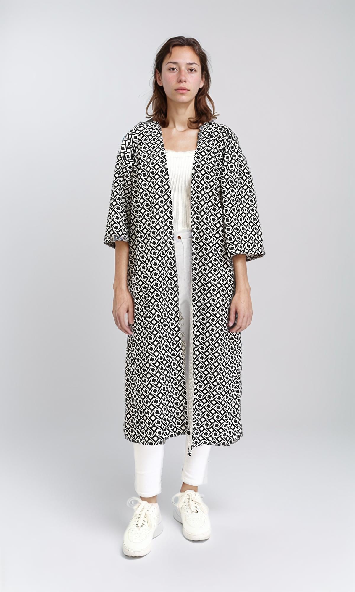 Open Neckline Patterned Cardigan - Black & Beige