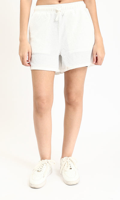 Textured Feminine Short with Side Pockets - White
