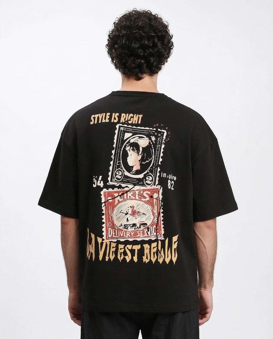 RAVIN "La Vie Est Belle" Oversized Graphic Street Tee – Black - R210521