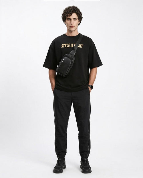 RAVIN "La Vie Est Belle" Oversized Graphic Street Tee – Black - R210521