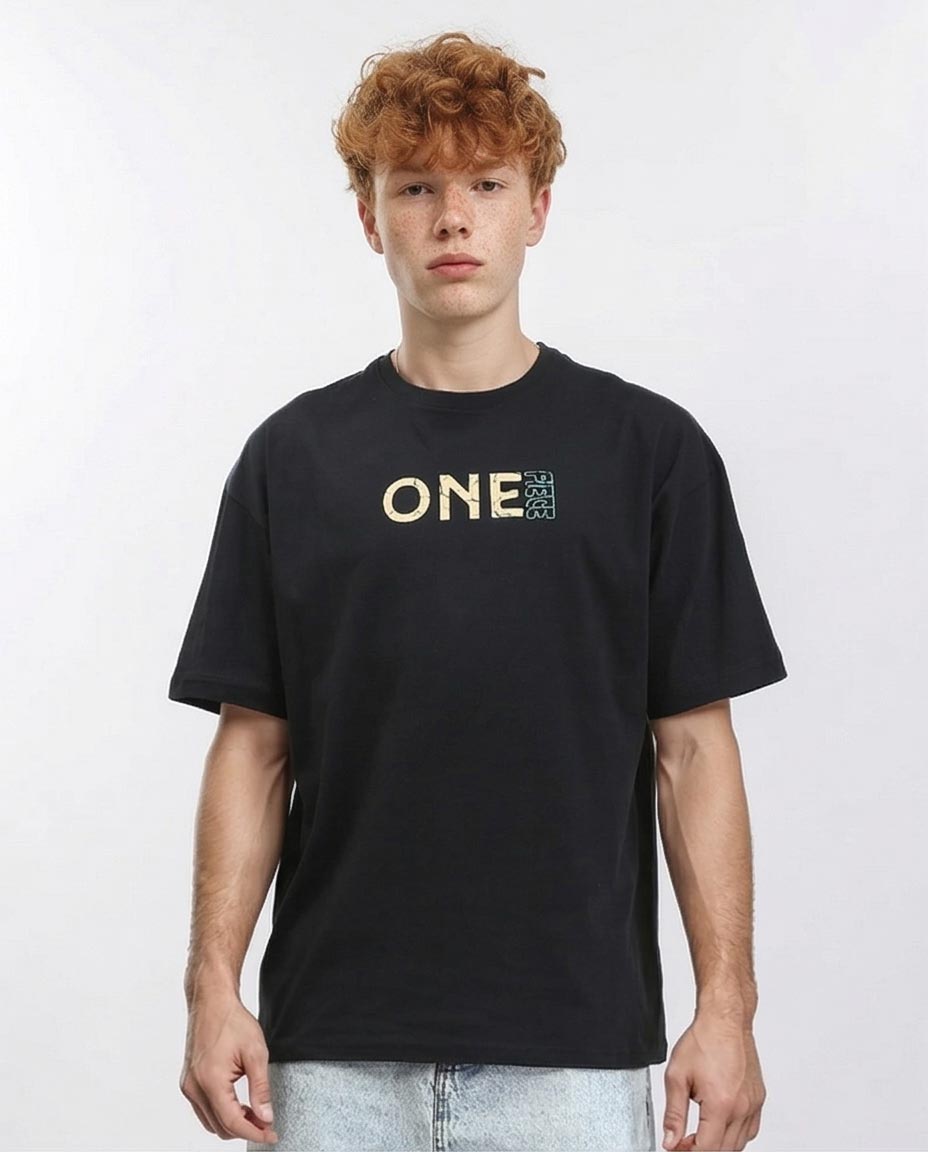 � One Piece Men's Gear 5 Luffy Oversized Graphic T-Shirt - Black