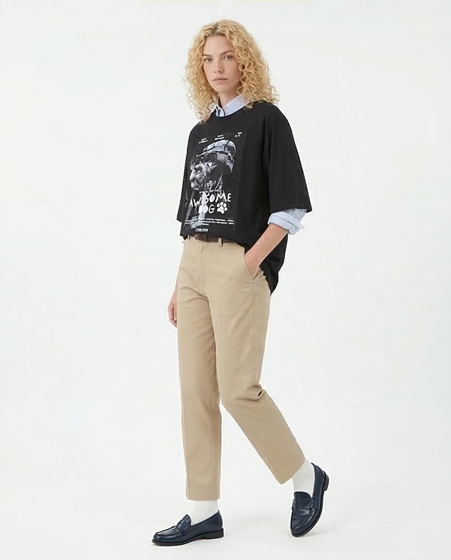 Ravin "Awesome Dog" Movie Poster Graphic Oversized Raglan T-Shirt – Black - R210547