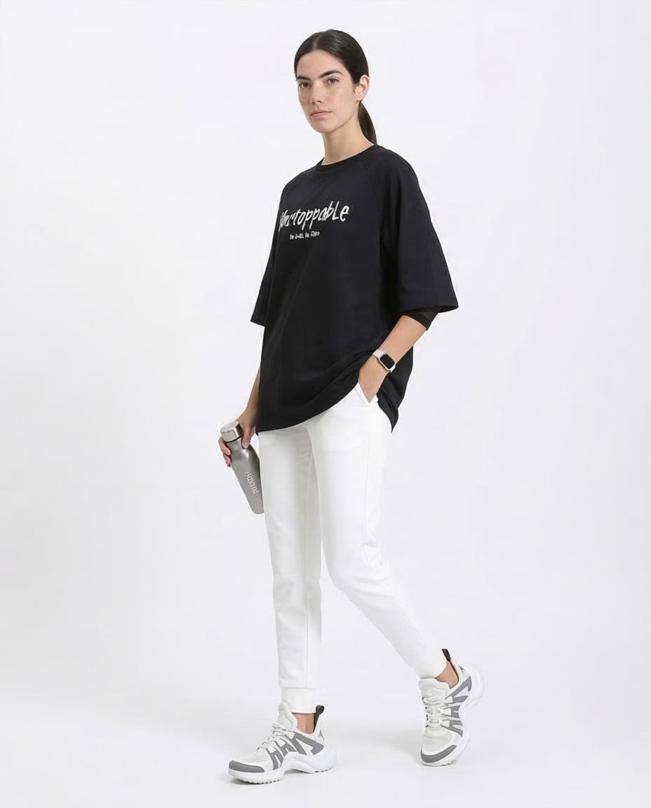 Ravin "Unstoppable" Oversized Graphic T-Shirt – Black - R210549