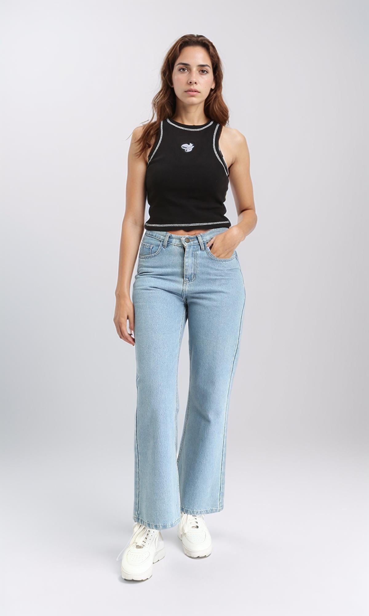 R210672 - توب رياضي مطبوع بقلب - أسود