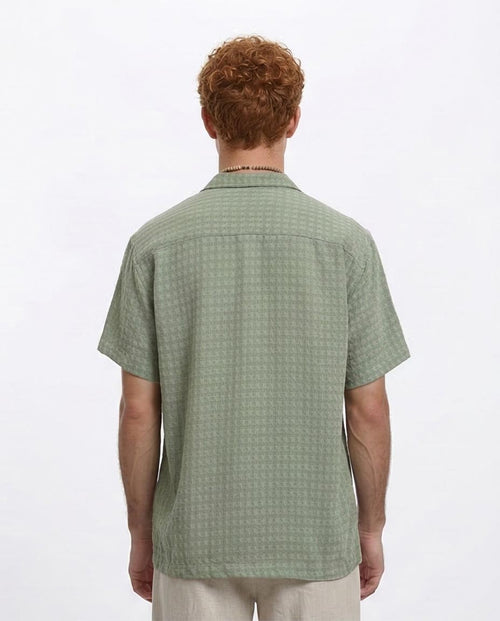 Ravin Men's Sage Green Textured Seersucker Resort Shirt - R210828