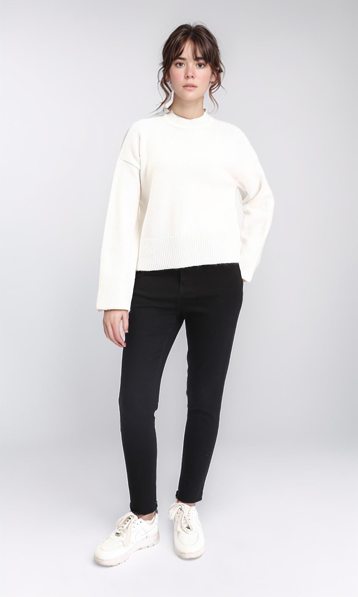 R211033 - Long Sleeves Solid Basic Pullover - Off-White