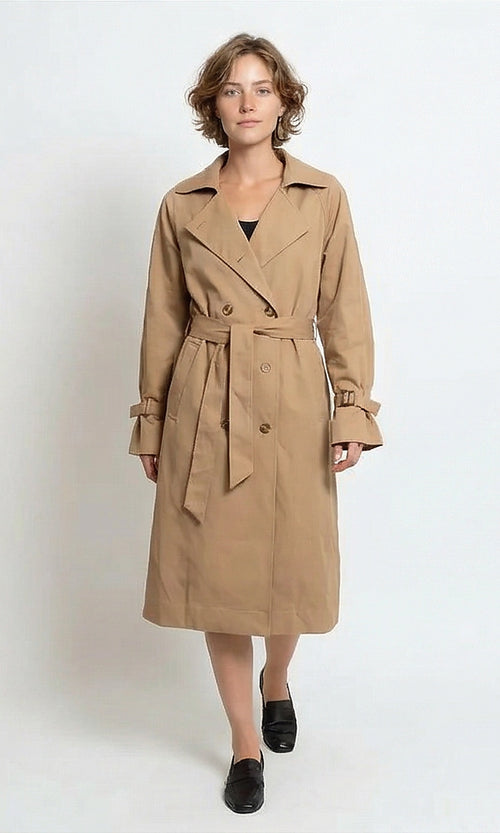 Classic Double-Breasted Trench Coat in Camel