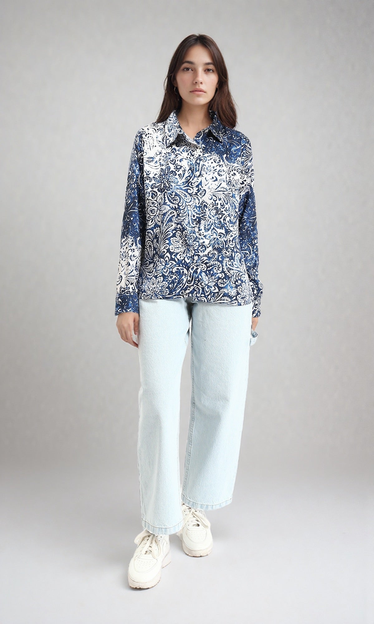 R211086 - Long Sleeves Buttoned Flory Shirt - Navy Blue & White