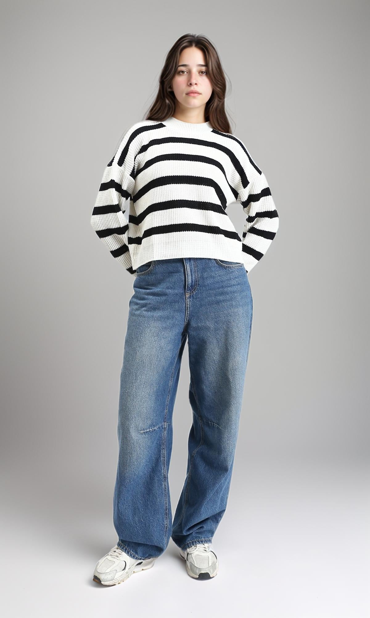 R211187 - Mock Neck Striped Knitted Pullover - Black & White