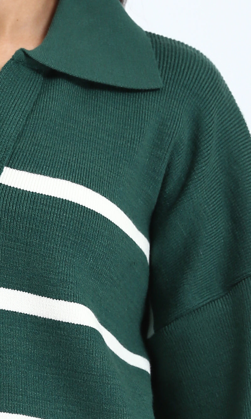 R211369 - Open Neck Long Sleeves Pullover - Dark Green & White