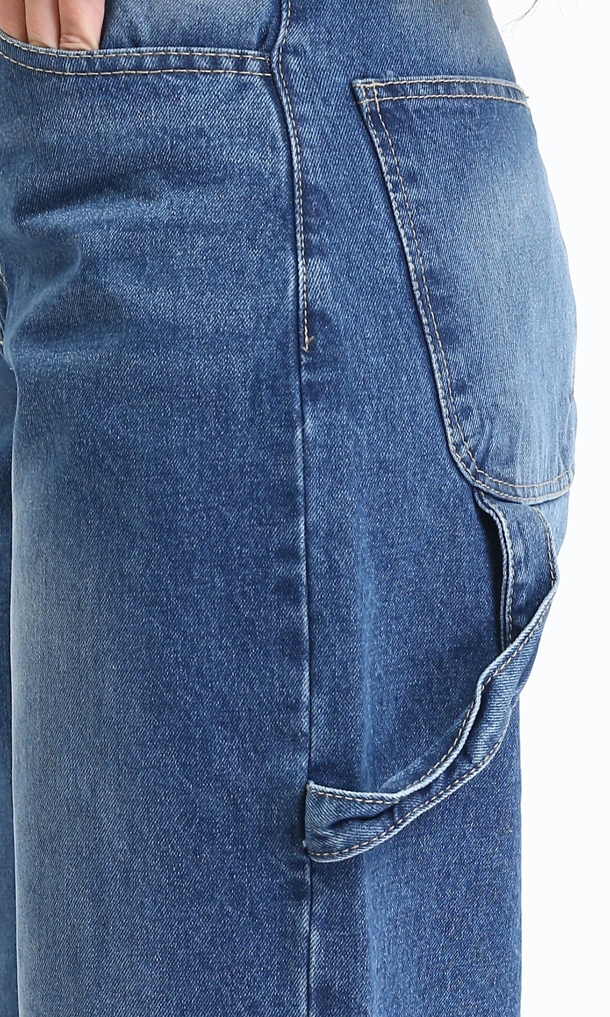R211614 - High-Waist Straight Leg Jeans - Medium Blue