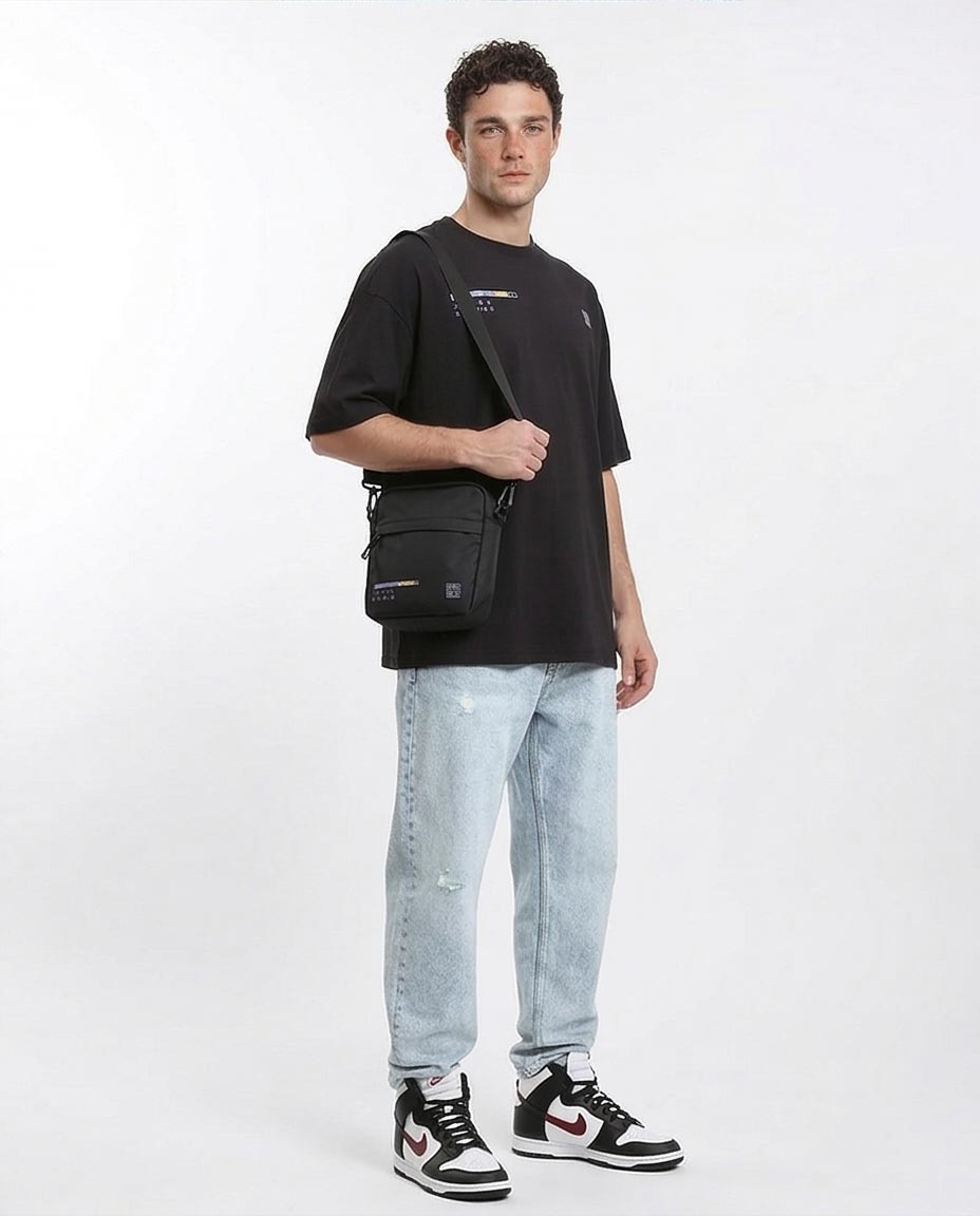 R211618-S21M700-Black (MST)