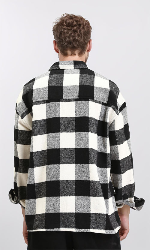 R212086 - Plaid Shirt with Front Pockets - Black & White