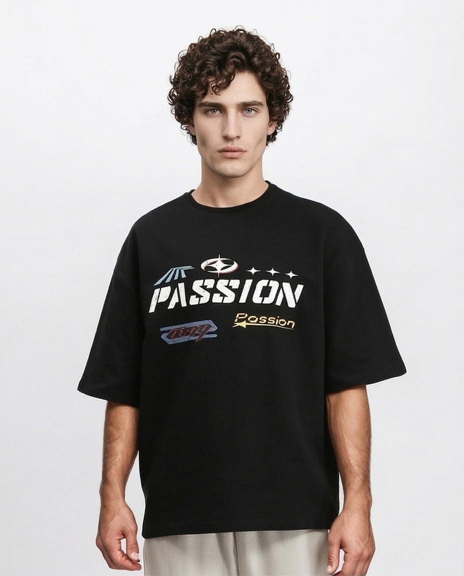Oversized "passion & Fantasy" Graphic Heavyweight T-Shirt