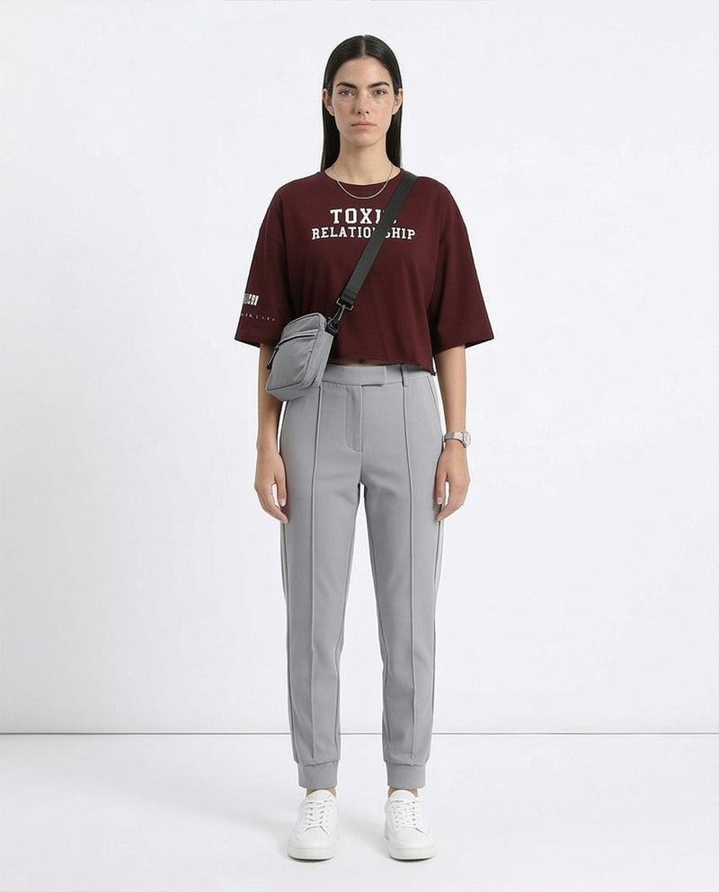 RAVIN | "Toxic Relationship" Raw-Edge Cropped Streetwear Tee - Maroon - R212305