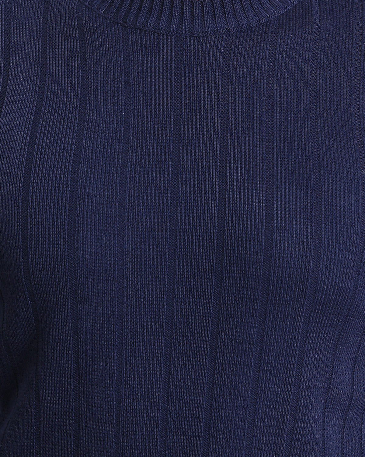 Ravin Men’s Vertical Ribbed Crew Neck Knit Sweater – Navy Blue - R212600