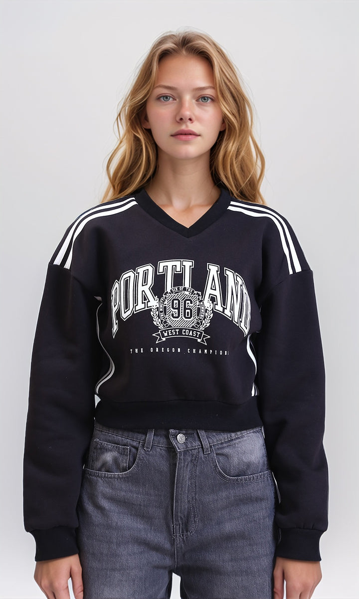 Printed "portland" Short Winter Sweatshirt - Black