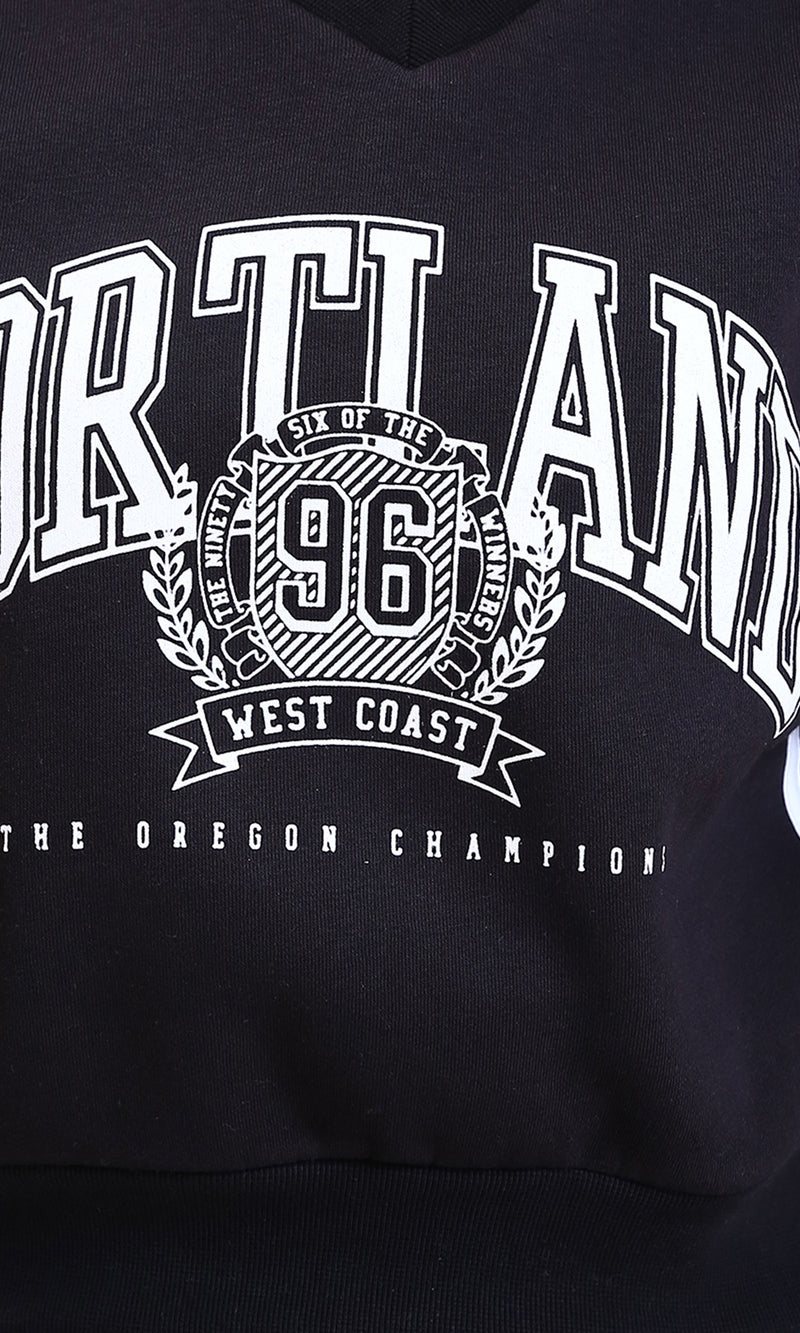 R212667 - Printed "Portland" Short Winter Sweatshirt - Black