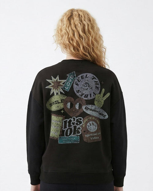 Ravin Unisex Oversized "It’s OK" Graphic Sweatshirt – Good Vibes Collage Edition - R212675