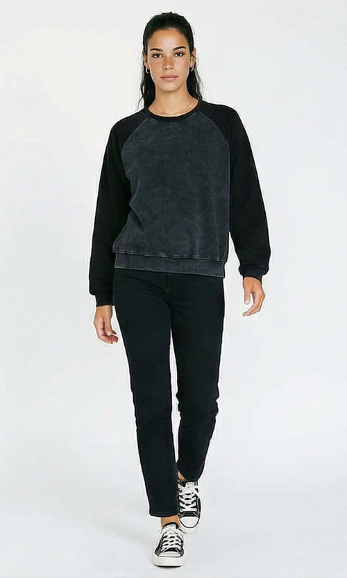 R212677-W23W444-BLACK (WSW)