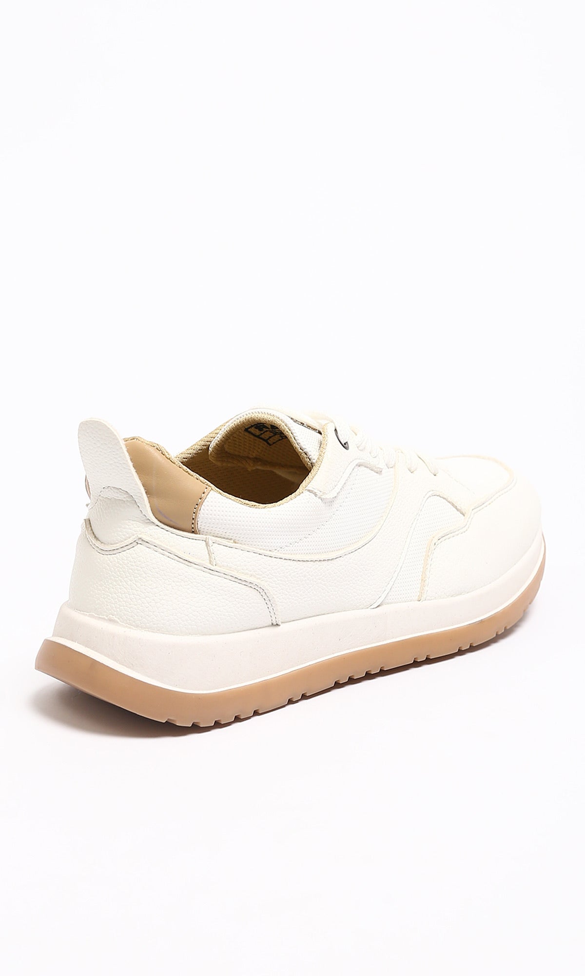 Minimalist Off-White Urban Low-Top Sneakers