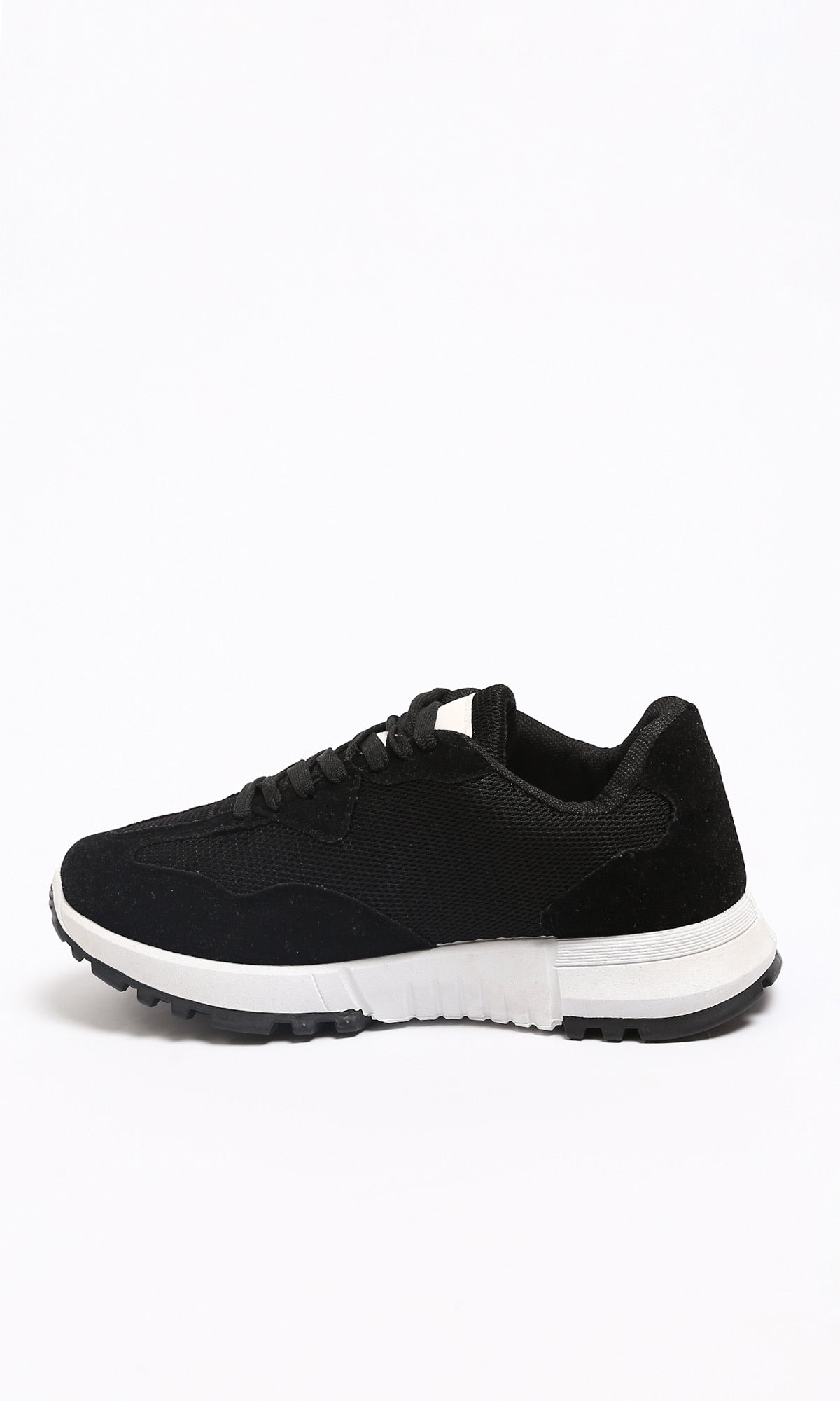 Ravin Women's Textured Black Low-Top Sneakers