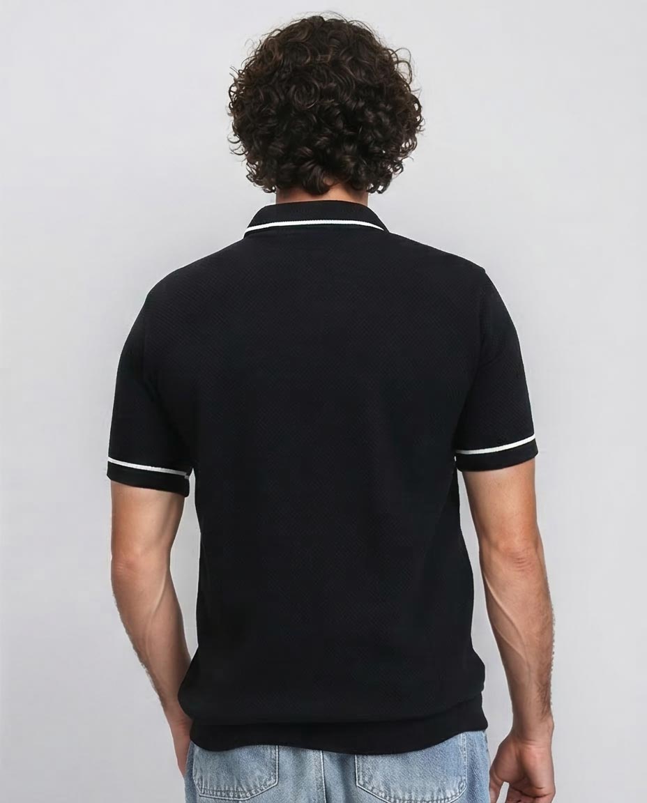 Ravin Men's تيشيرت بولو سادة بياقة وسوستة وتصميم بنقشة قرص العسل للرجال من رافين – أسود - R213032